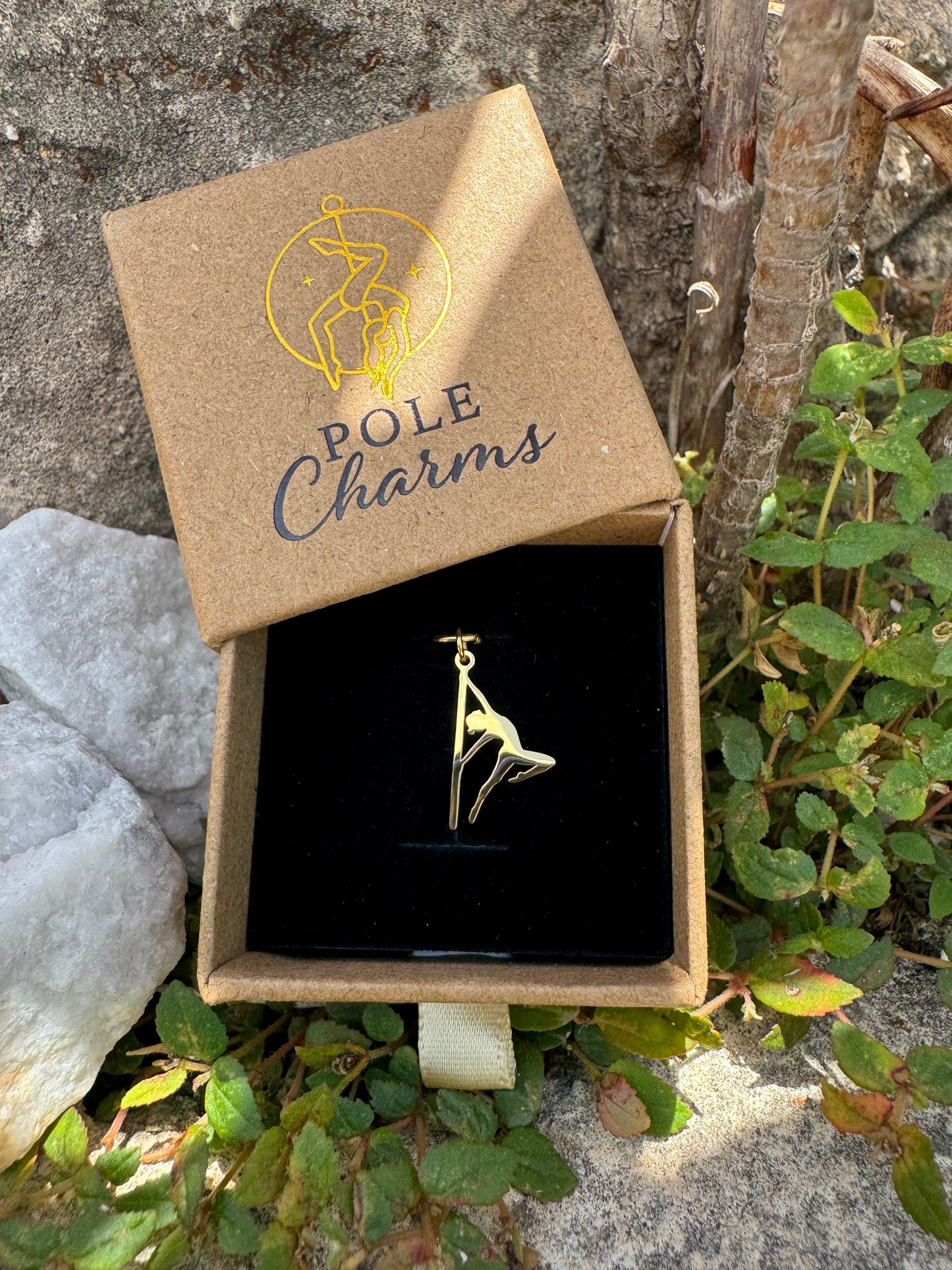 Hangman Charm Gold